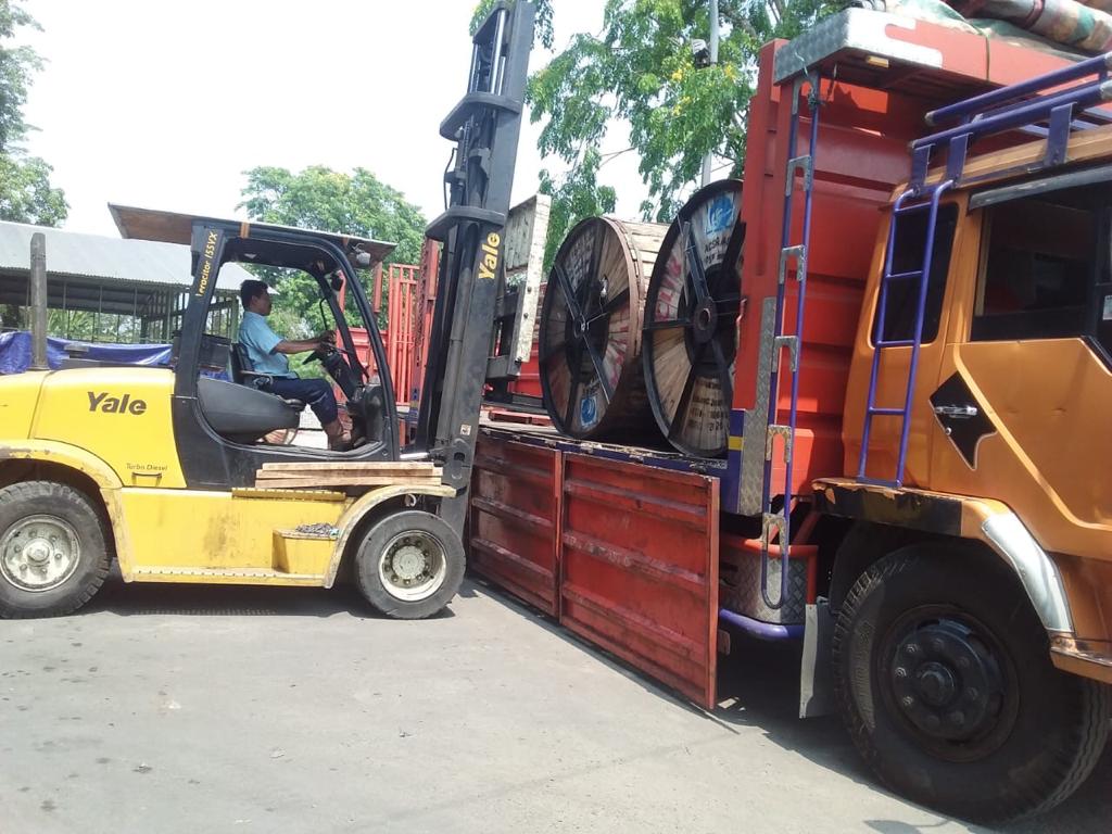 Ekspedisi Pengiriman Barang Lamongan ke Makassar
