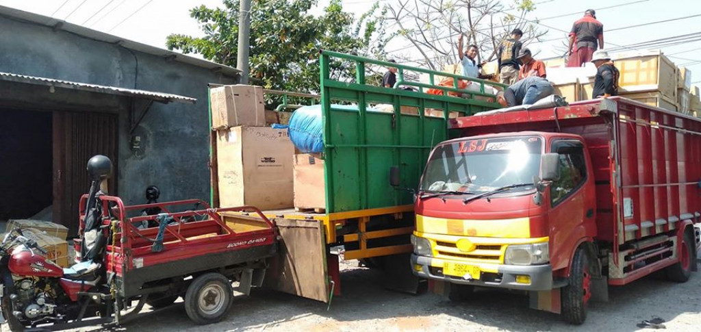 JASA EKSPEDISI NGANJUK KE BALIKPAPAN