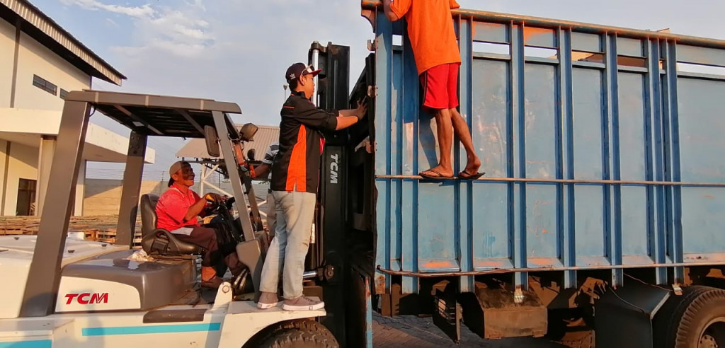 JASA PENGIRIMAN BARANG BOJONEGORO PONTIANAK