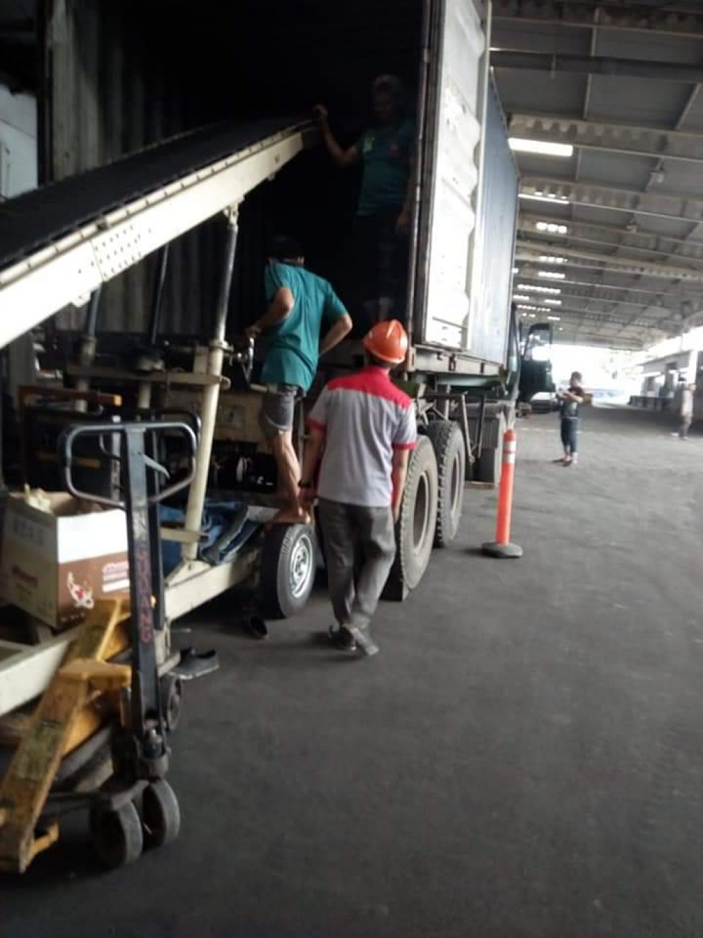 Ekspedisi Pengiriman Barang Via Container Surabaya Konawe Selatan