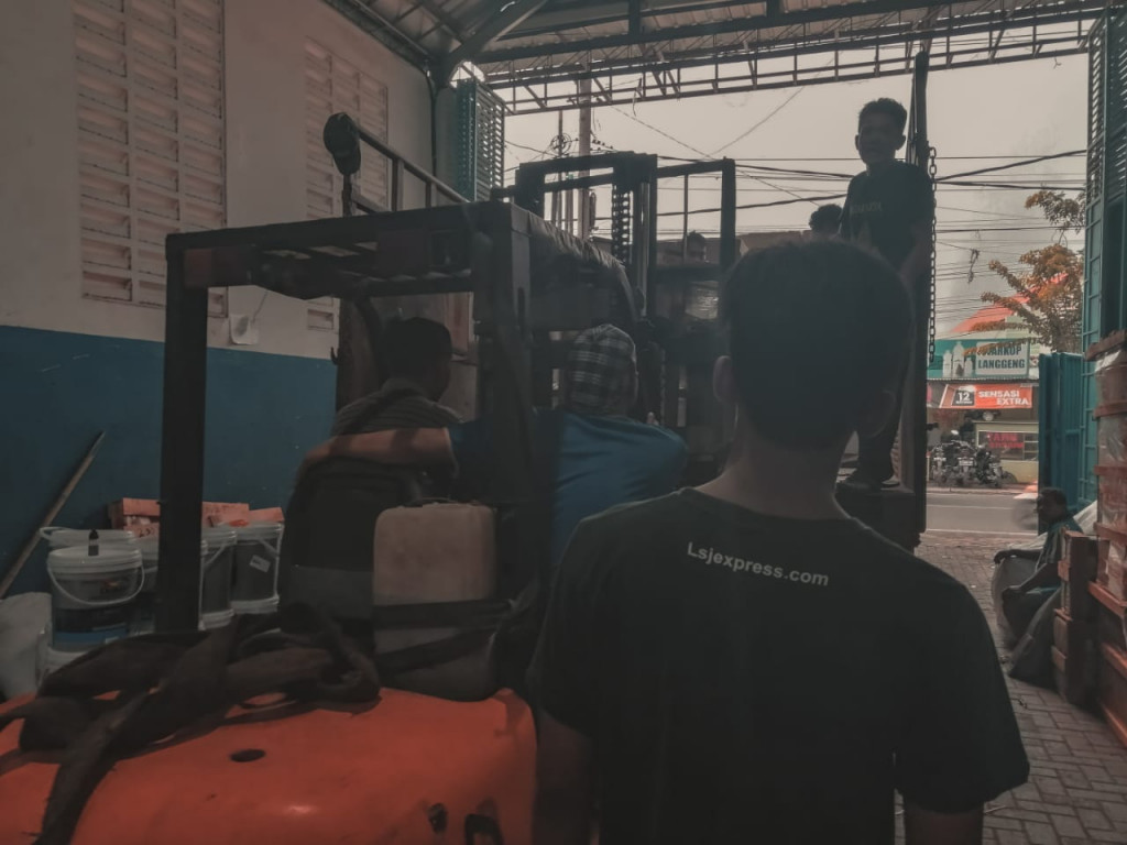 Di LsjExpress Kirim Barang Tulungagung ke Poso Tanpa Ribet