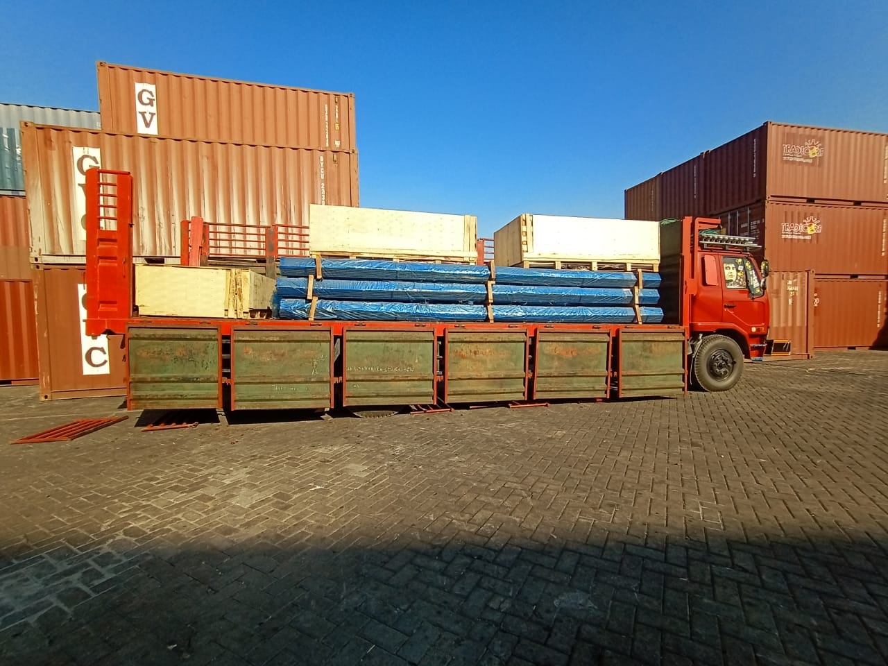 Ekspedisi Pengiriman Barang Mojokerto ke Luwu