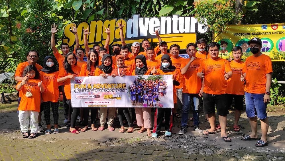 Kerja Mulu, Liburan Dong